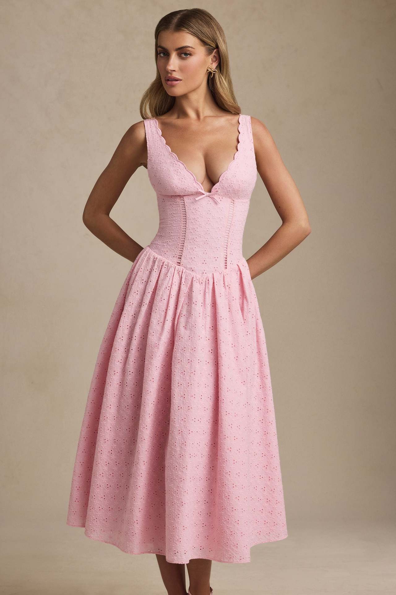 Heavy Work Fitted Strapless Dress Elegant Retro