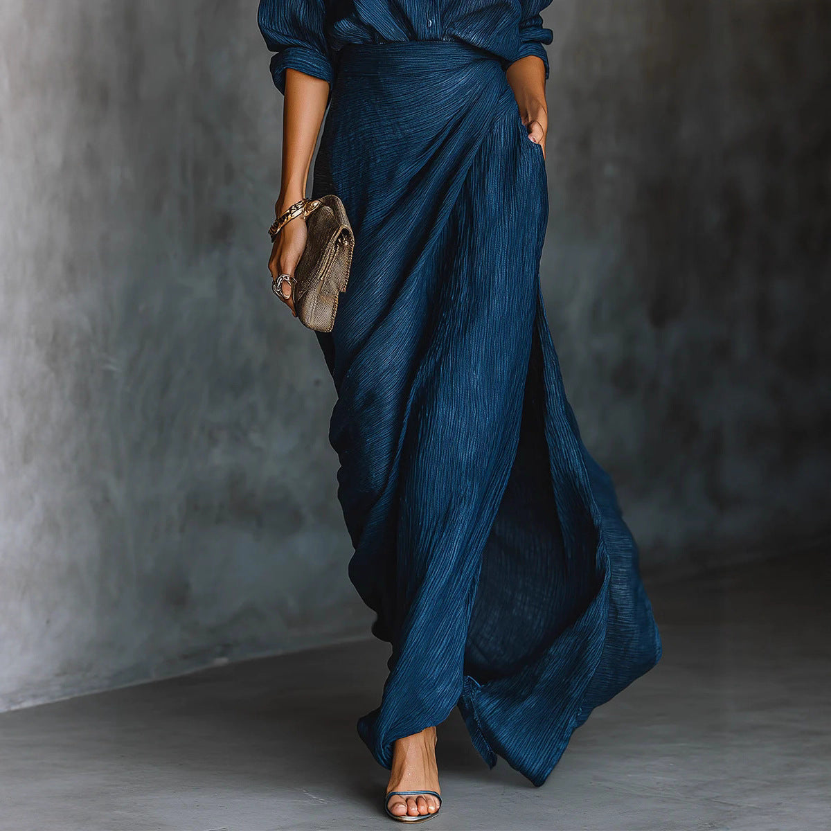 Elegant Dress with Belt